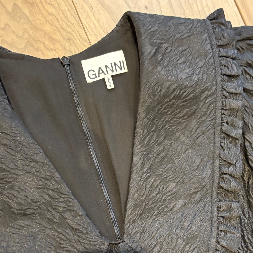 Ganni Black Textured Dress with Puff Sleeves - Picture 2 of 6
